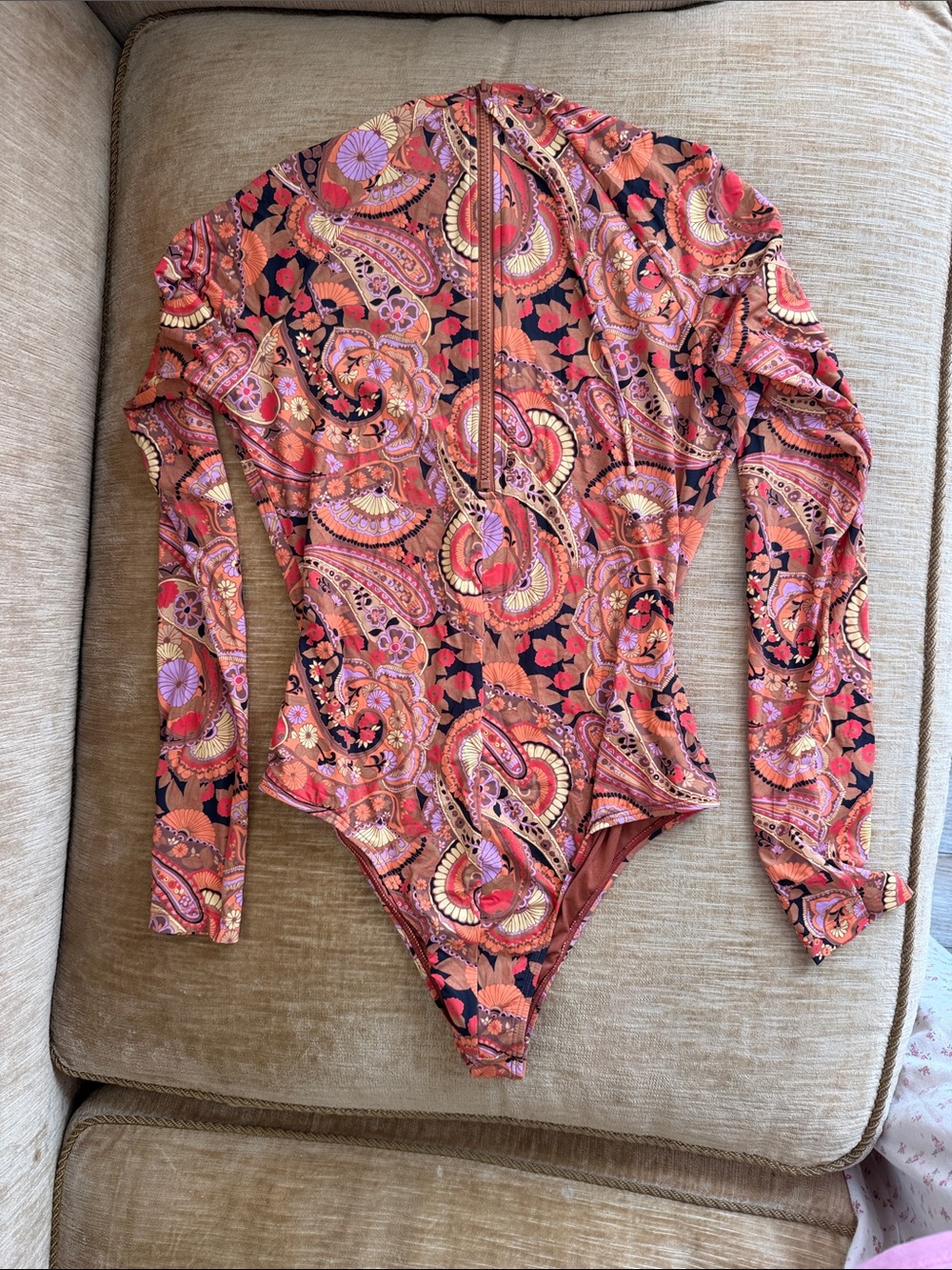 Billabong Multicolor Paisley Long Sleeve swimsuit rash guard surf suit wetsuit - Picture 3 of 5